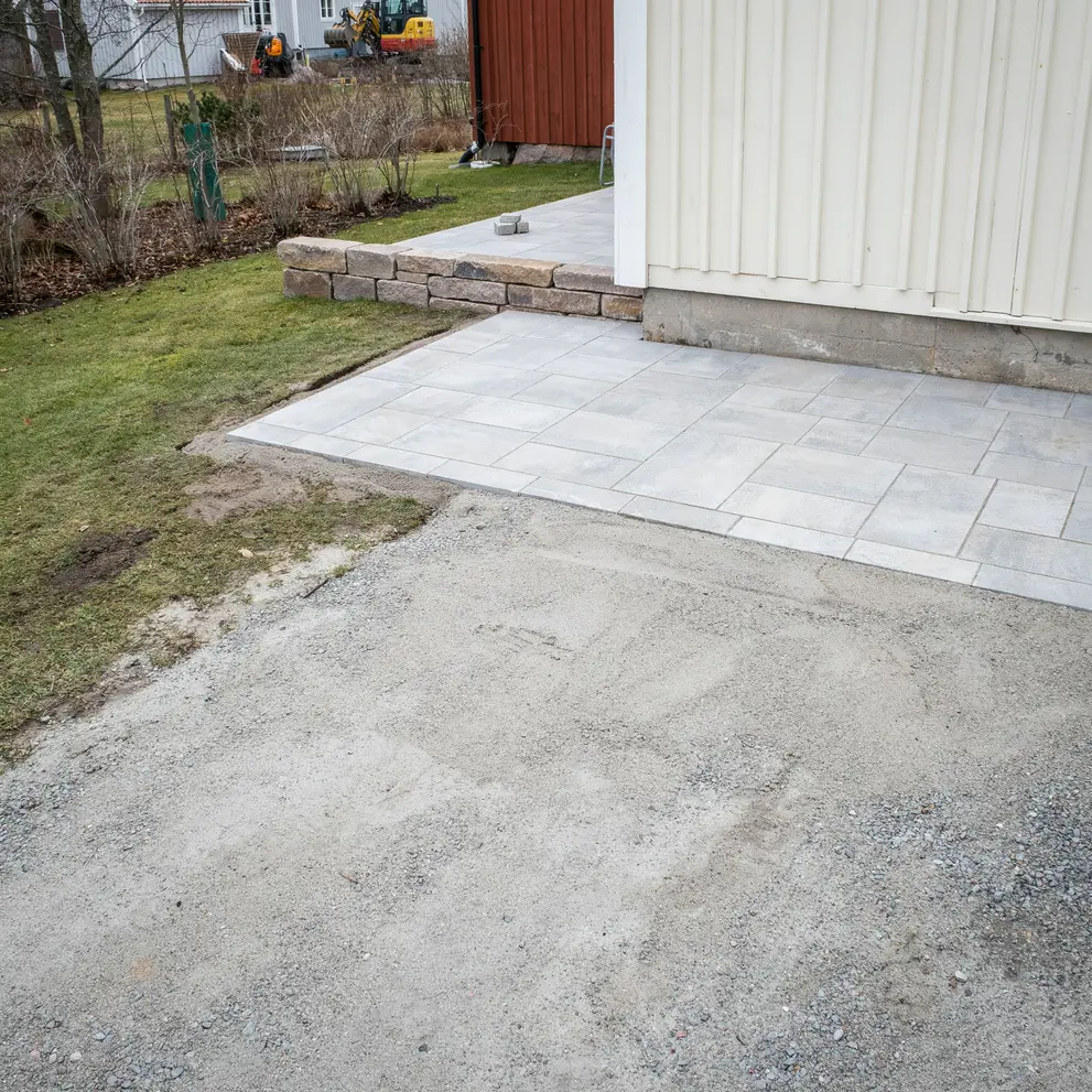 stenlaggning bygga mur i hoor skane